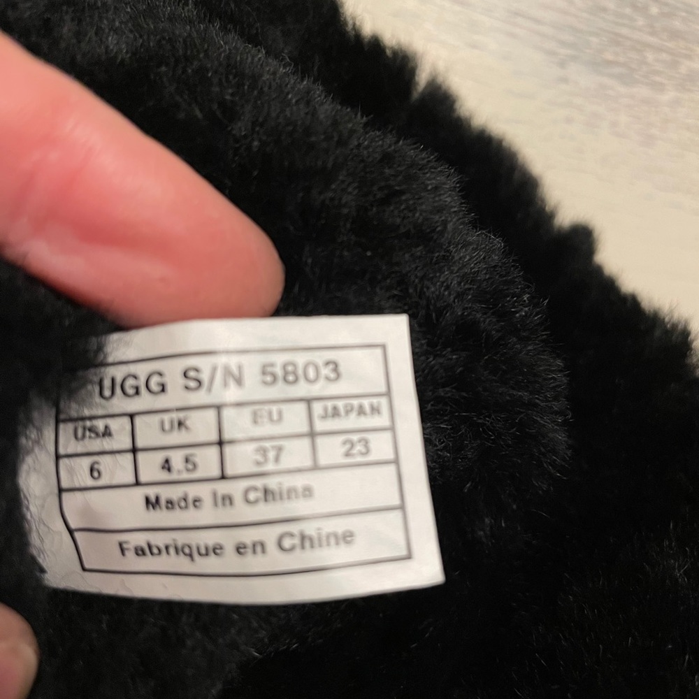 Bailey Button Ugg - image 5